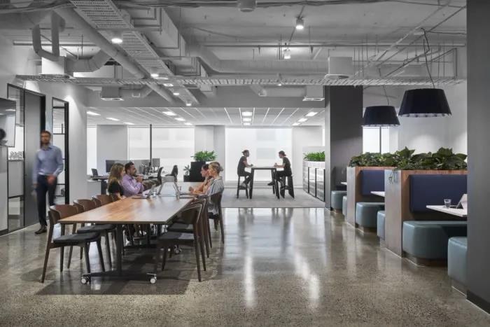 房地產辦公室公共區(qū)域設計